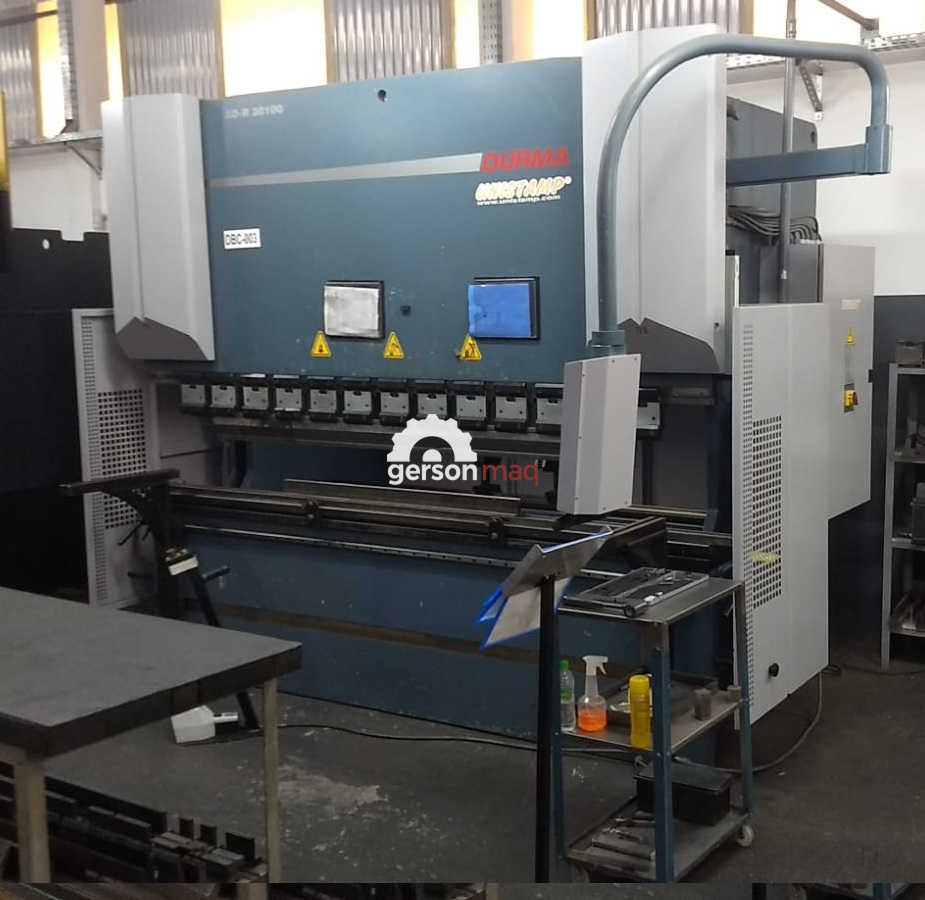 DOBRADEIRA CNC DURMA ADS 30100 ANO 2011